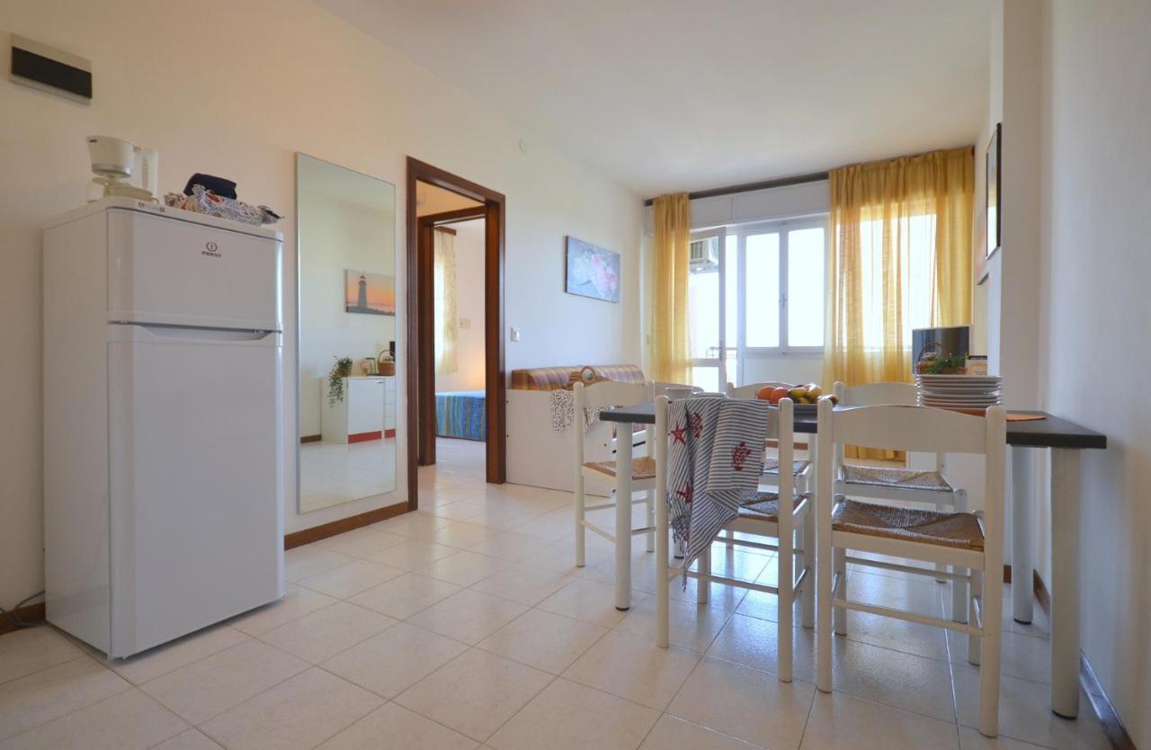 Residenza Alisei Apartment Lignano Sabbiadoro Exterior photo